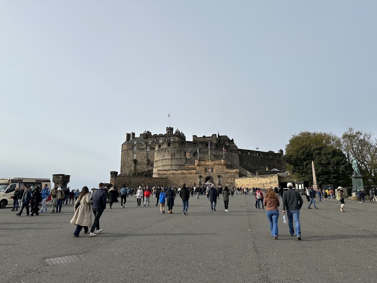 edinburgh-castle-oct2024